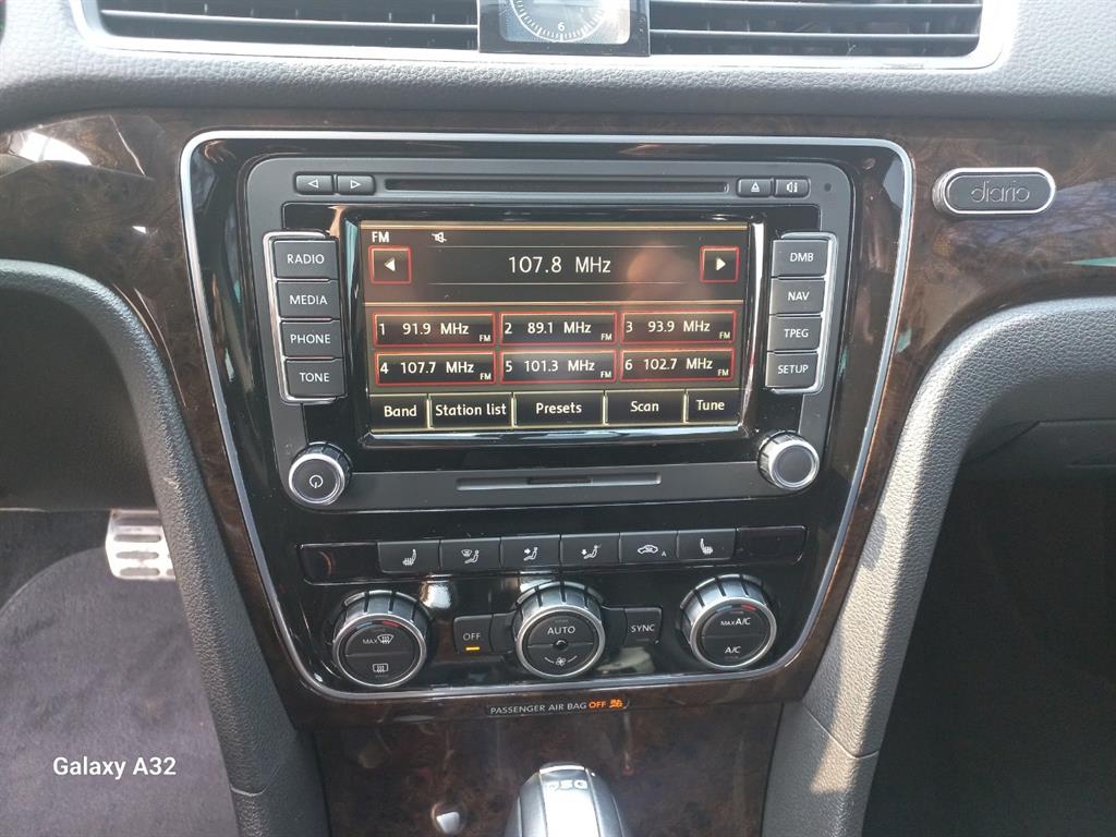 Volkswagen Passat - Vista 12