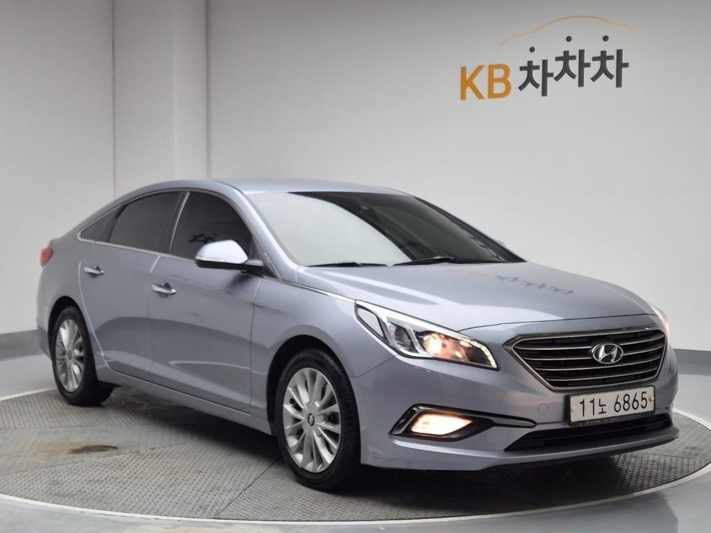 HYUNDAI Sonata - Vista 2