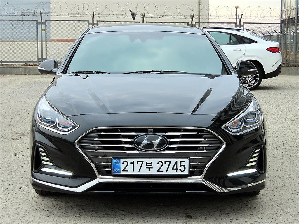 HYUNDAI Sonata 2018 Negro - Importación desde Corea - HF Imports Iquique - Foto 1