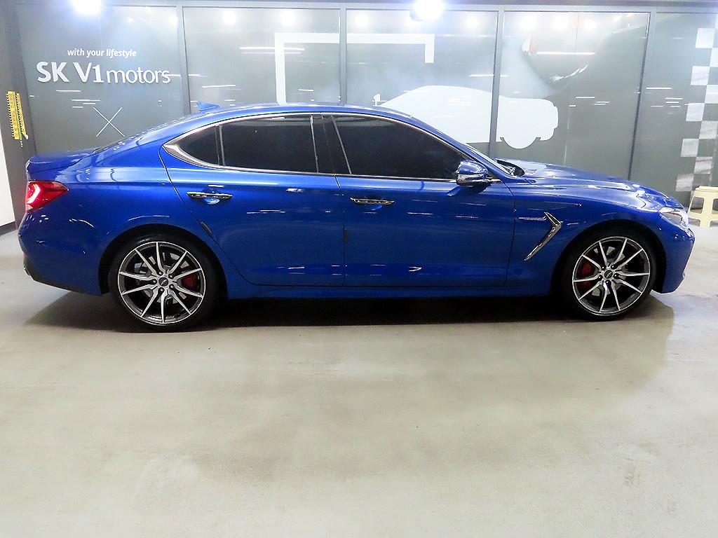 Genesis G70 - Vista 3