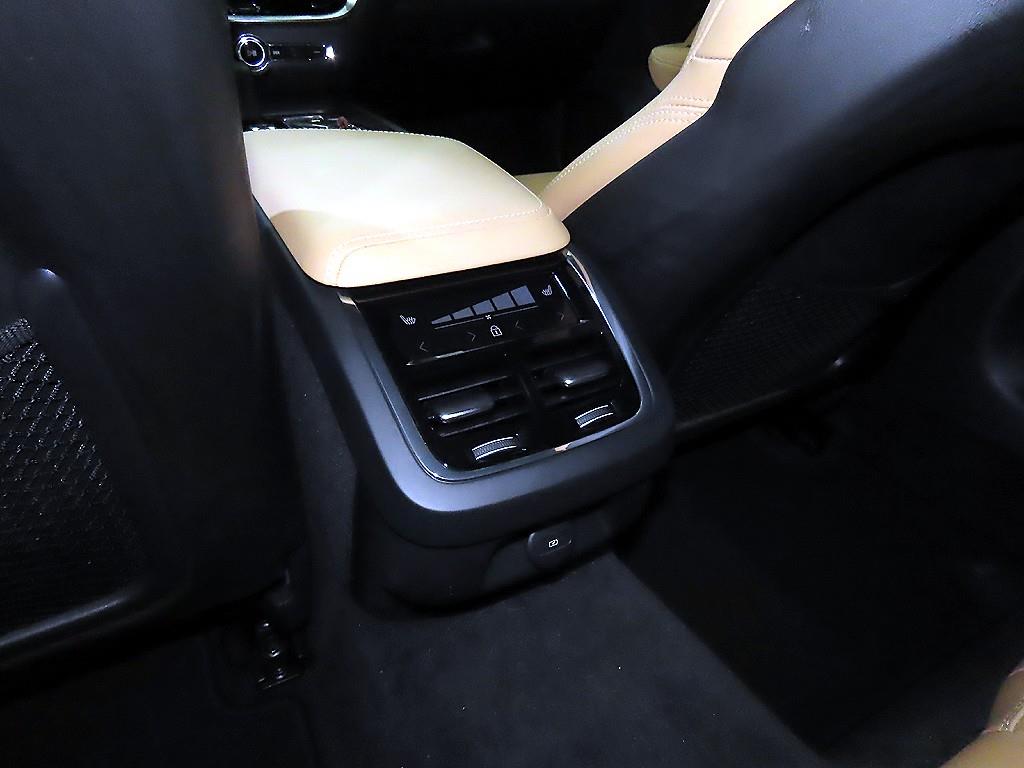 Volvo V60 2021 - Importación desde Corea - HF Imports Iquique - Foto 15