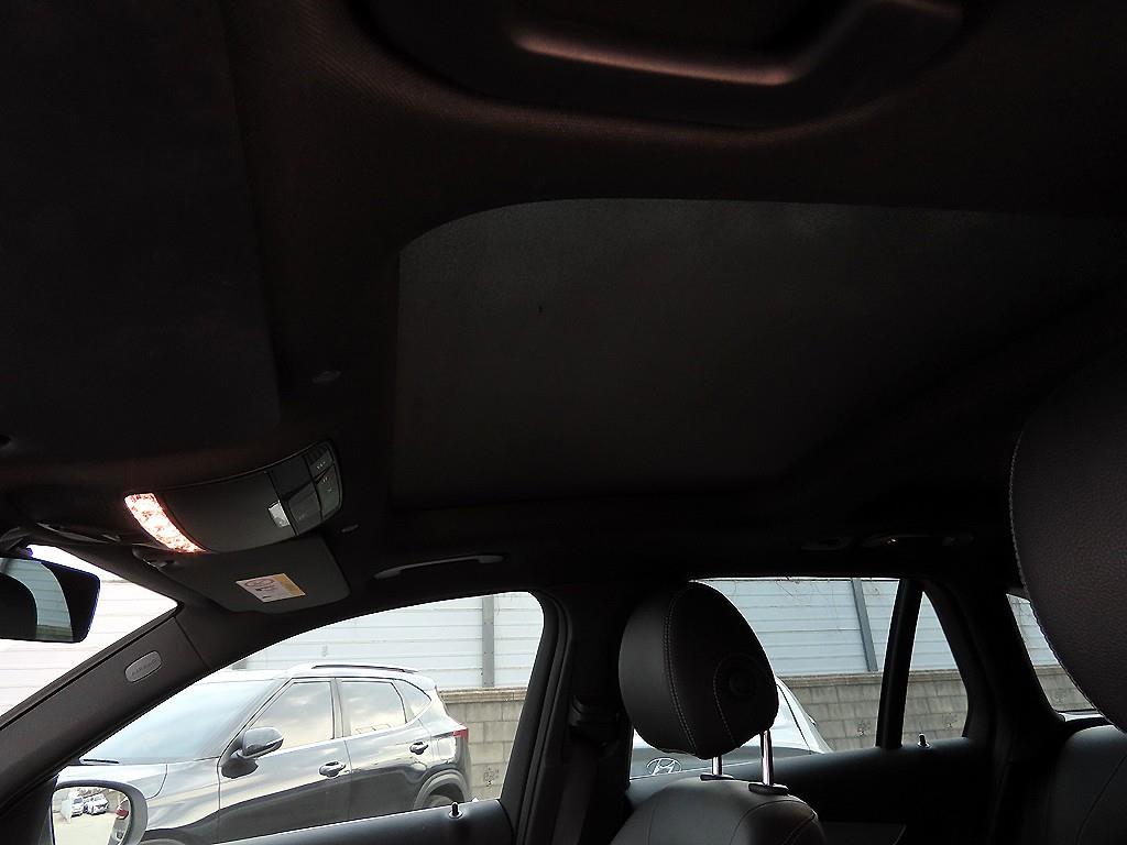 Mercedes Benz GLC Class 2021 Blanco - Importación desde Corea - HF Imports Iquique - Foto 17