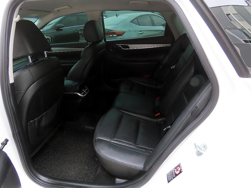 HYUNDAI Grandeur - Vista 6