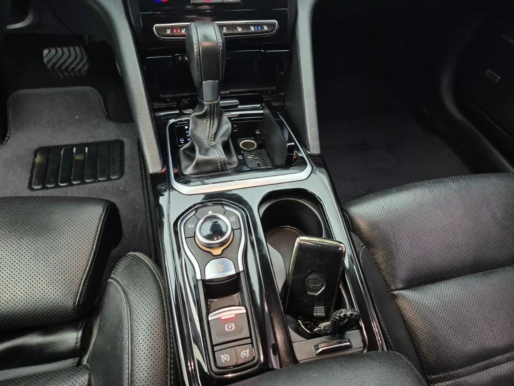 SAMSUNG SM6 - Vista 8