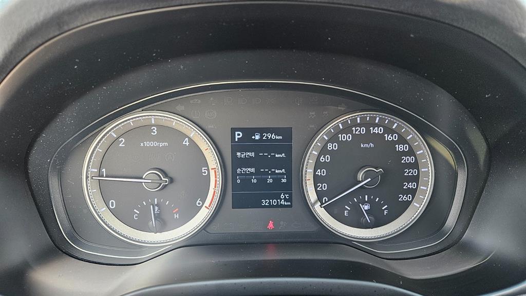 HYUNDAI Grandeur - Vista 8