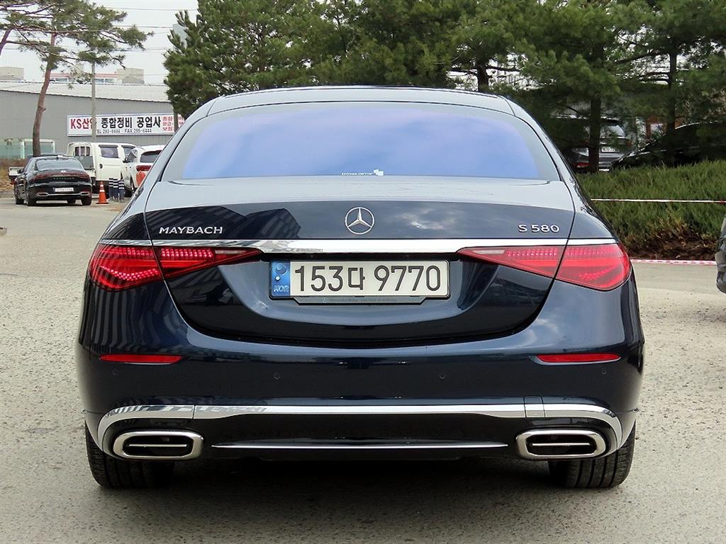 Mercedes Benz S Class - Vista 4