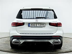 Mercedes Benz GLB Class - Vista 6