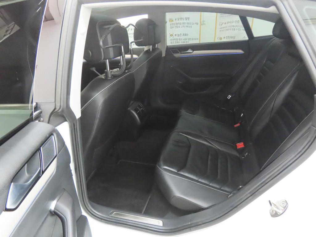 Volkswagen Arteon - Vista 6