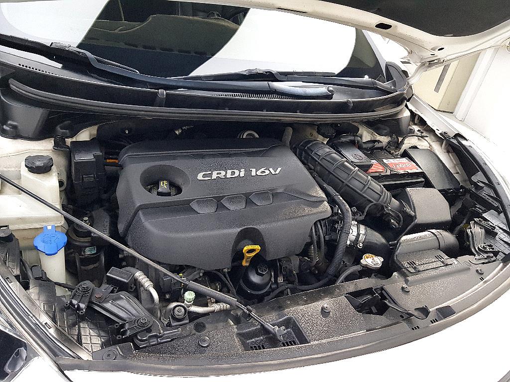 HYUNDAI i30 - Vista 6