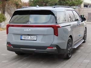 KIA Carnival - Vista 6
