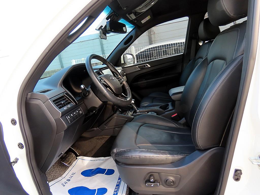 Ssangyong Rexton - Vista 5