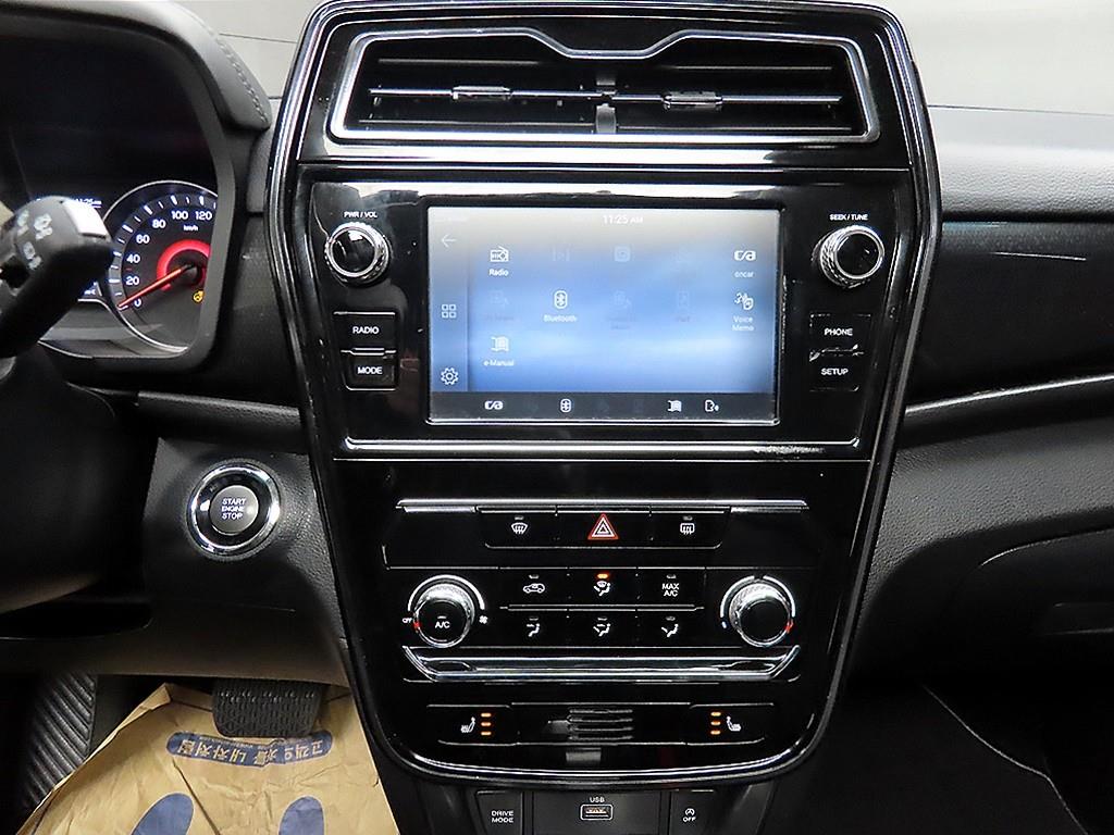 Ssangyong Tivoli 2021 Blanco - Importación desde Corea - HF Imports Iquique - Foto 14