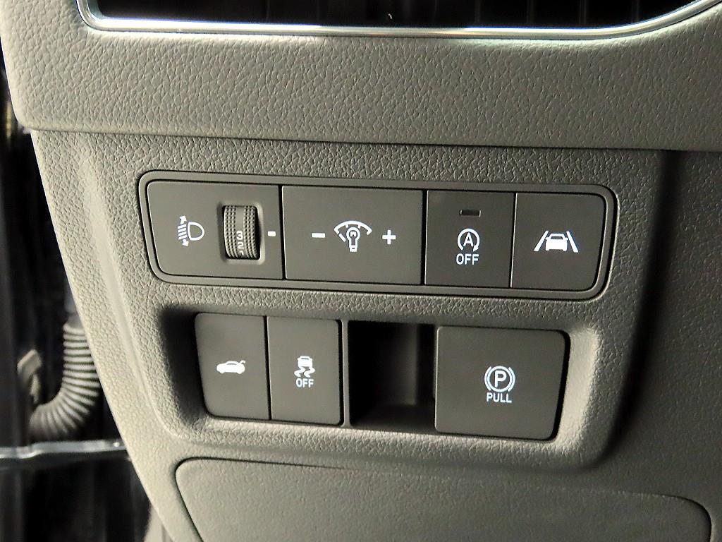 HYUNDAI Sonata - Vista 12