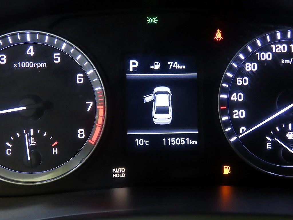 HYUNDAI Sonata - Vista 9