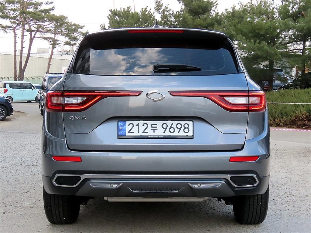 SAMSUNG QM6 - Vista 4