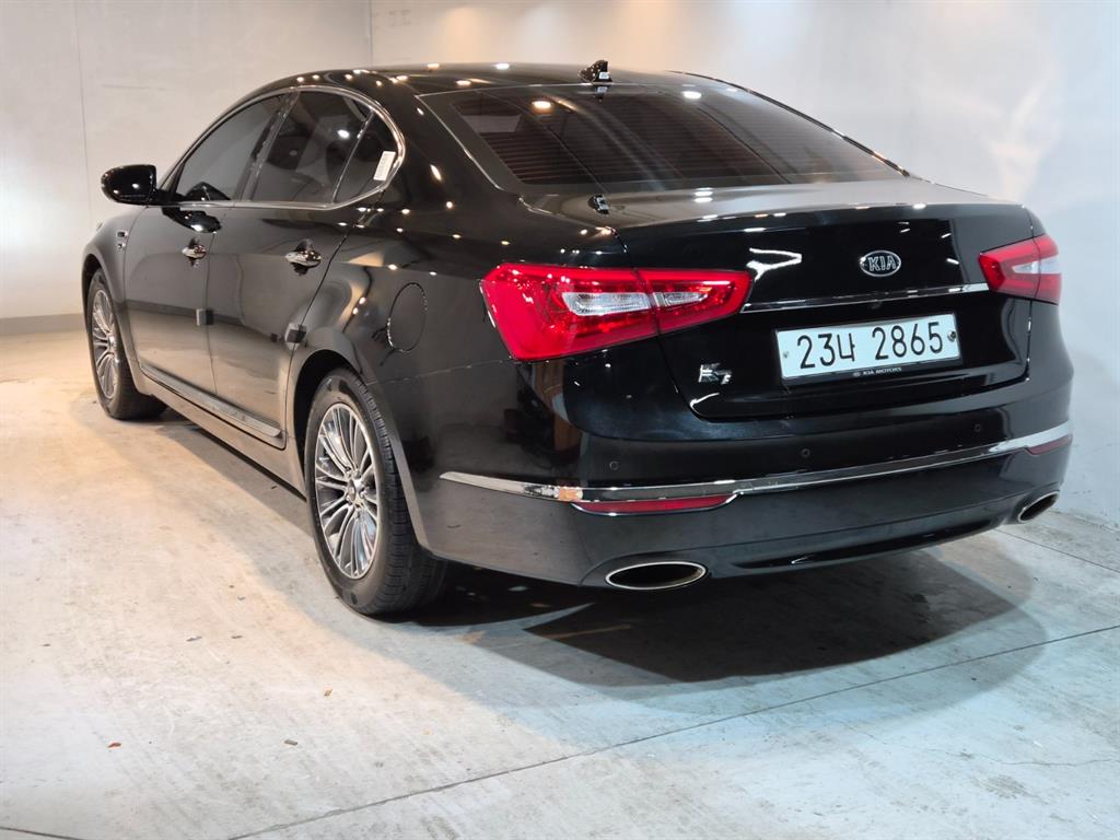 KIA K7 - Vista 4