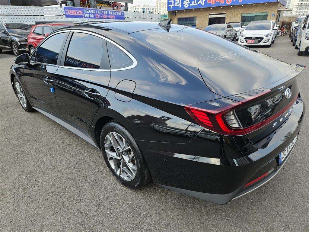 HYUNDAI Sonata - Vista 5