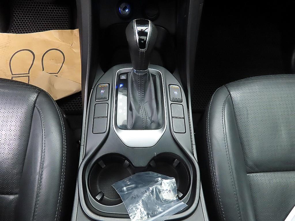 HYUNDAI Santa Fe - Vista 10