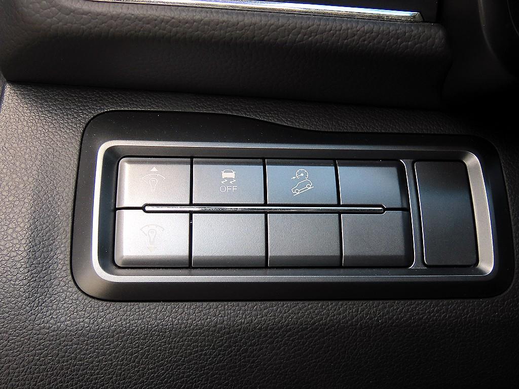 Ssangyong Tivoli - Vista 12