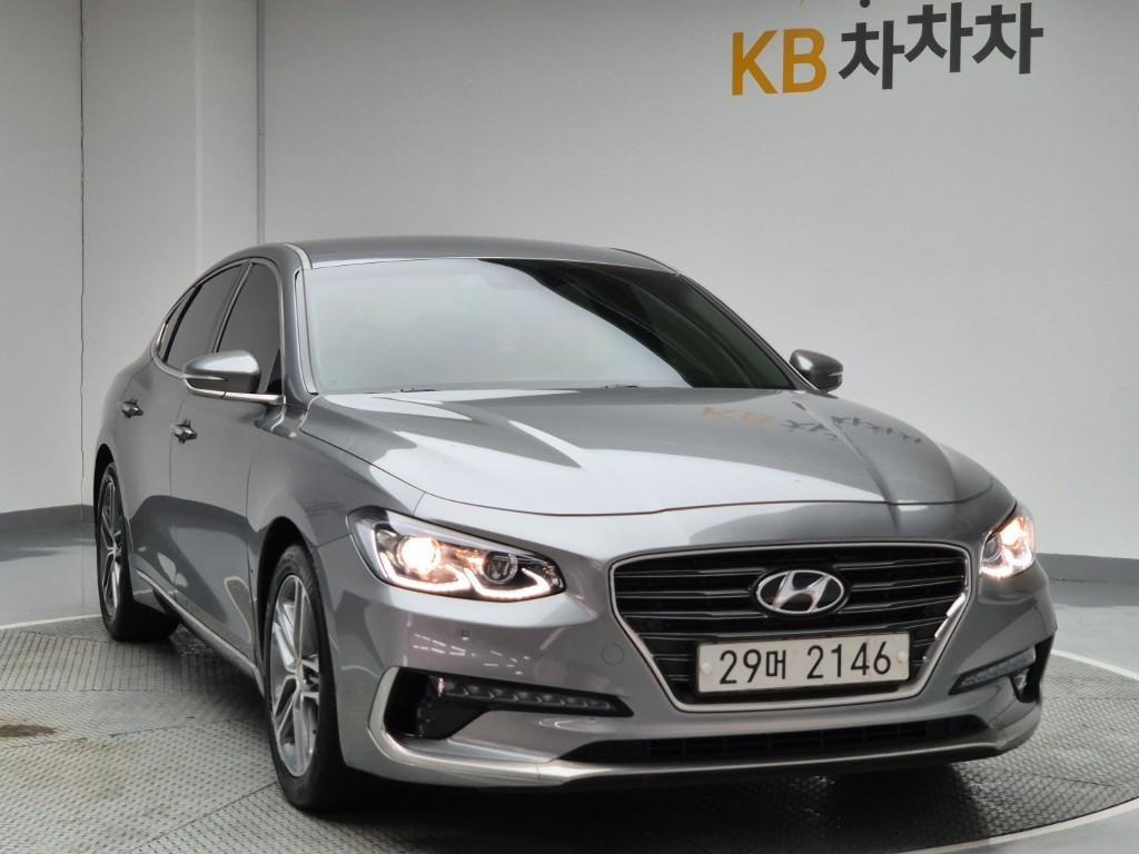 HYUNDAI Grandeur - Vista 4