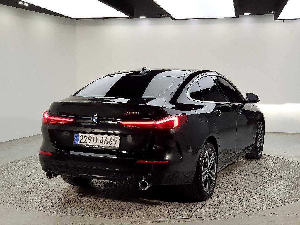 BMW 2 series - Vista 4