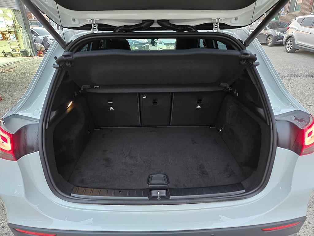 Mercedes Benz GLA Class 2022 Blanco - Importación desde Corea - HF Imports Iquique - Foto 16