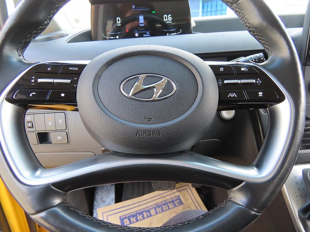 HYUNDAI Staria - Vista 11