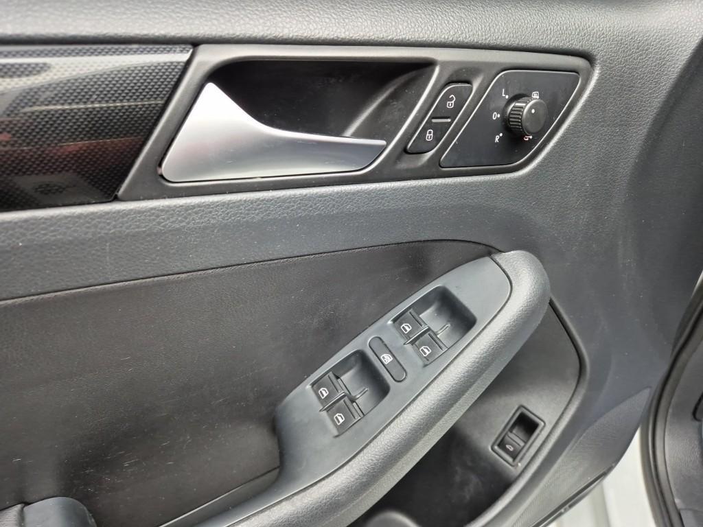 Volkswagen Jetta 2014 Blanco - Importación desde Corea - HF Imports Iquique - Foto 18