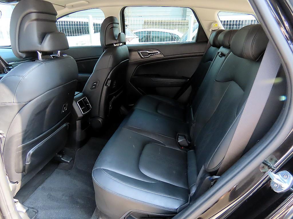 KIA Sportage - Vista 6