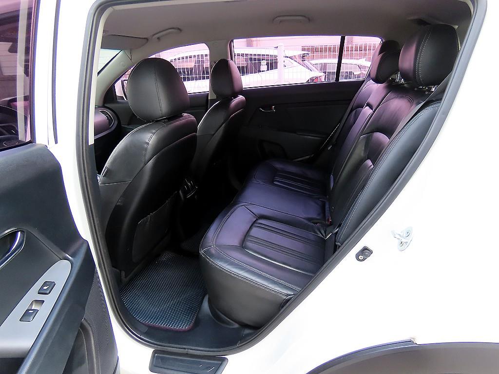 KIA Sportage - Vista 6