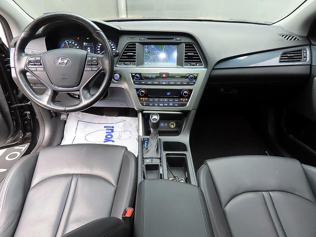 HYUNDAI Sonata - Vista 7