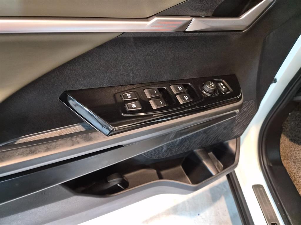 Ssangyong Torres - Vista 12