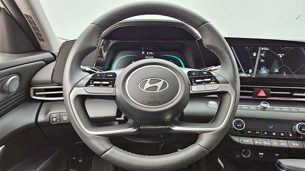 HYUNDAI Avante - Vista 12