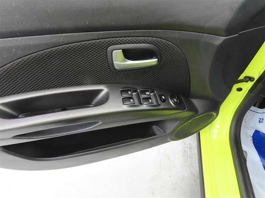 KIA Morning - Vista 11