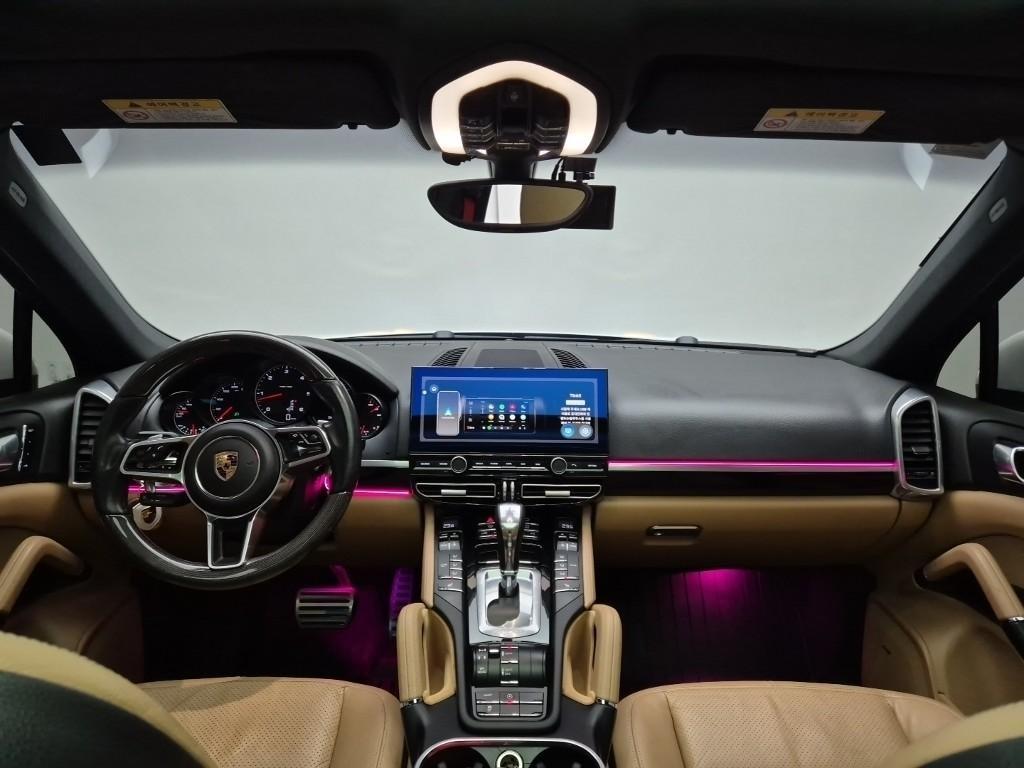 Porsche Cayenne - Vista 5