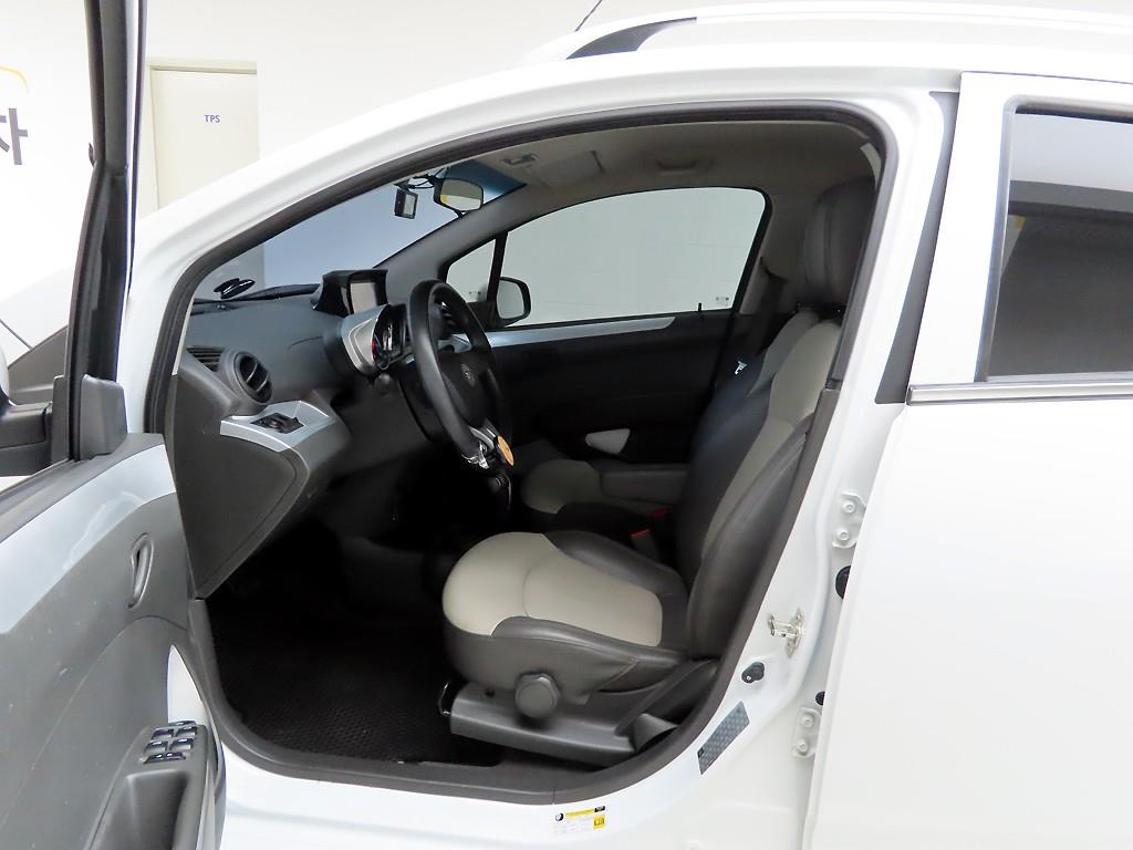 Chevrolet Spark 2014 Blanco - Importación desde Corea - HF Imports Iquique - Foto 13