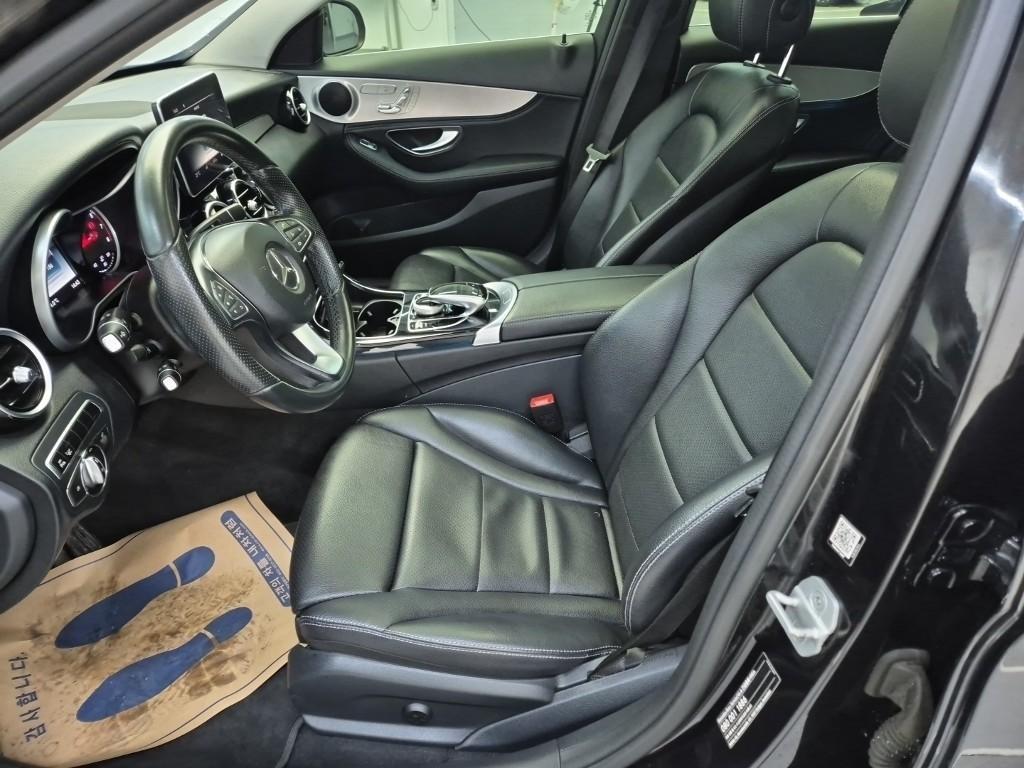 Mercedes Benz C Class - Vista 11