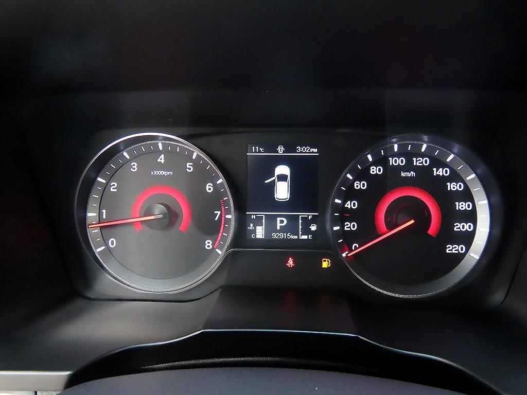 Ssangyong Tivoli - Vista 9