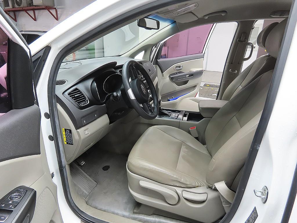 KIA Carnival 2018 Blanco - Importación desde Corea - HF Imports Iquique - Foto 12