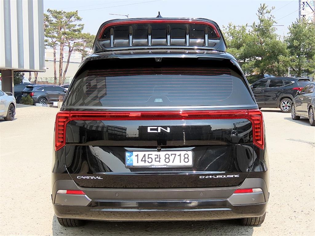 KIA Carnival - Vista 4