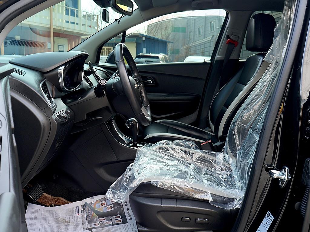 Chevrolet Trax 2019 Negro - Importación desde Corea - HF Imports Iquique - Foto 11