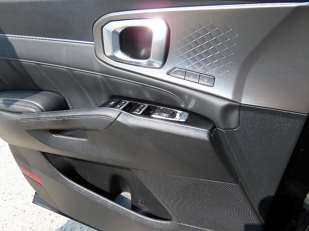 KIA Sorento - Vista 11