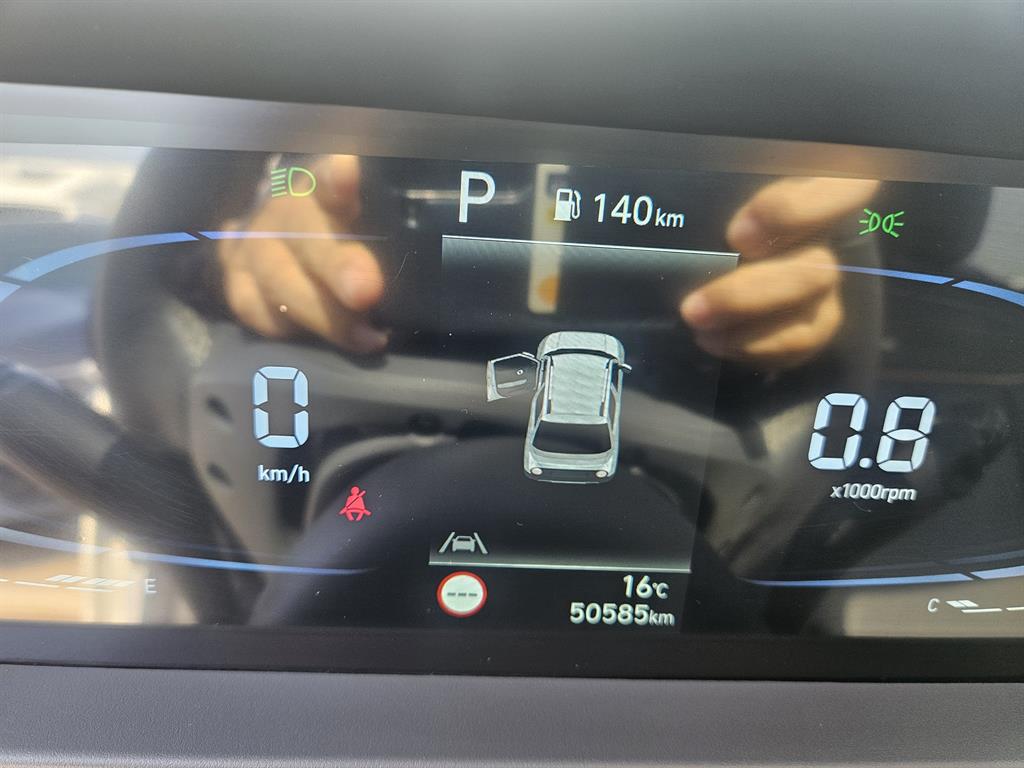 HYUNDAI Casper - Vista 6