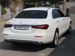 Mercedes Benz E class - Vista 6