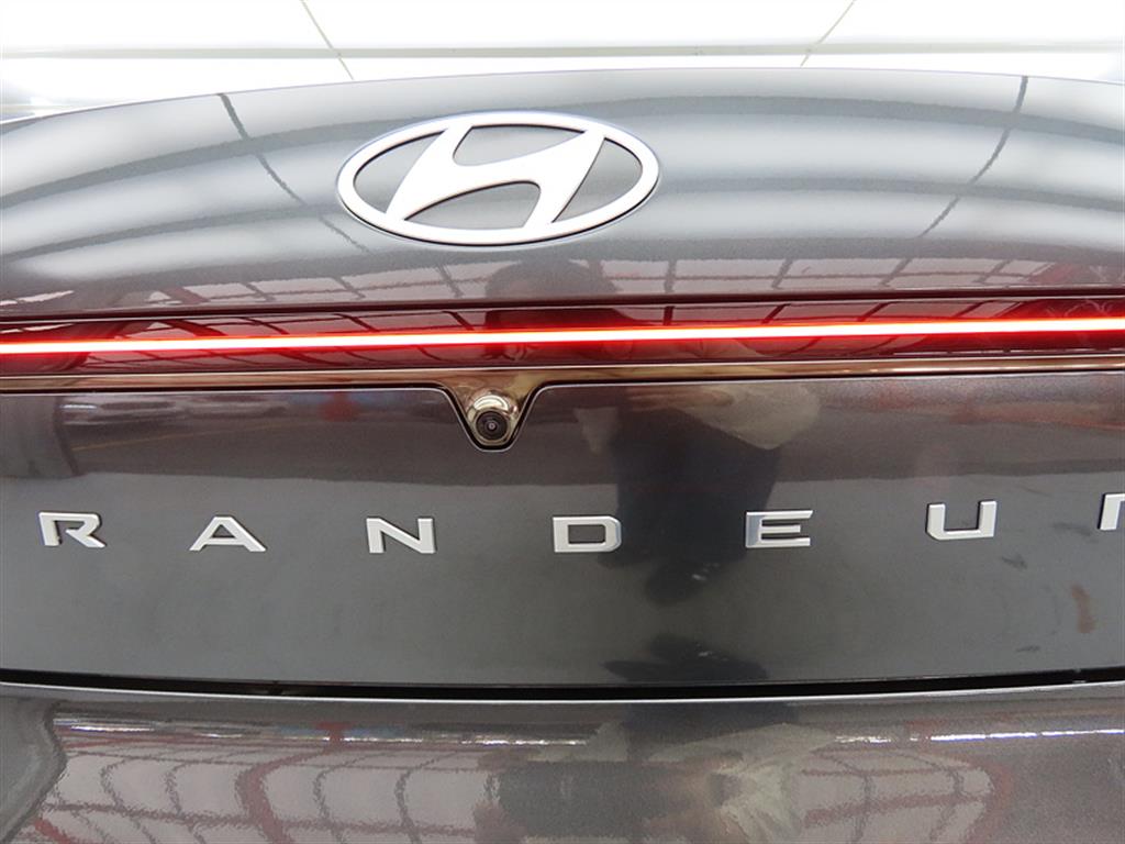 HYUNDAI Grandeur 2023 Gris - Importación desde Corea - HF Imports Iquique - Foto 18
