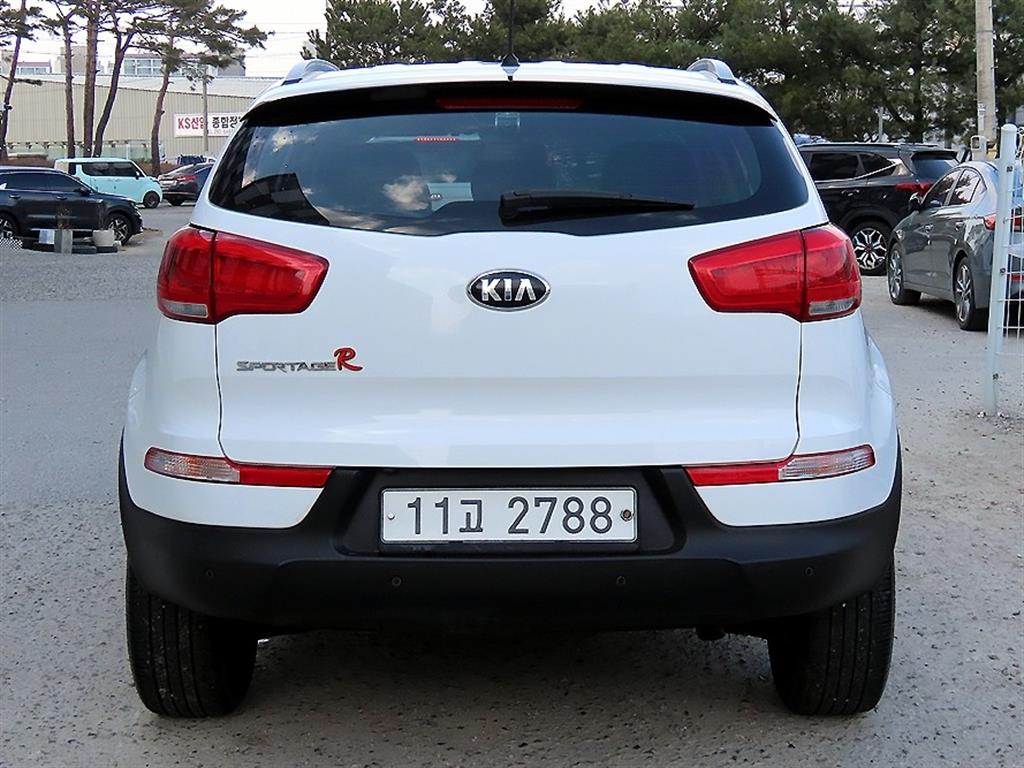 KIA Sportage - Vista 4