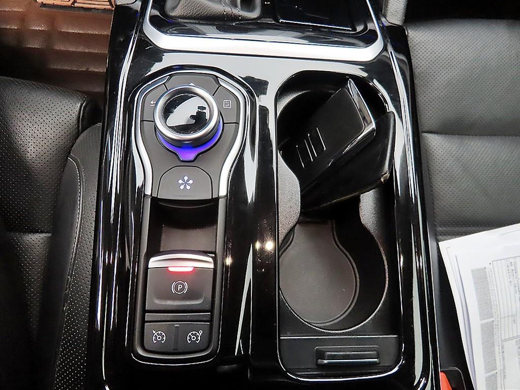 SAMSUNG SM6 - Vista 12