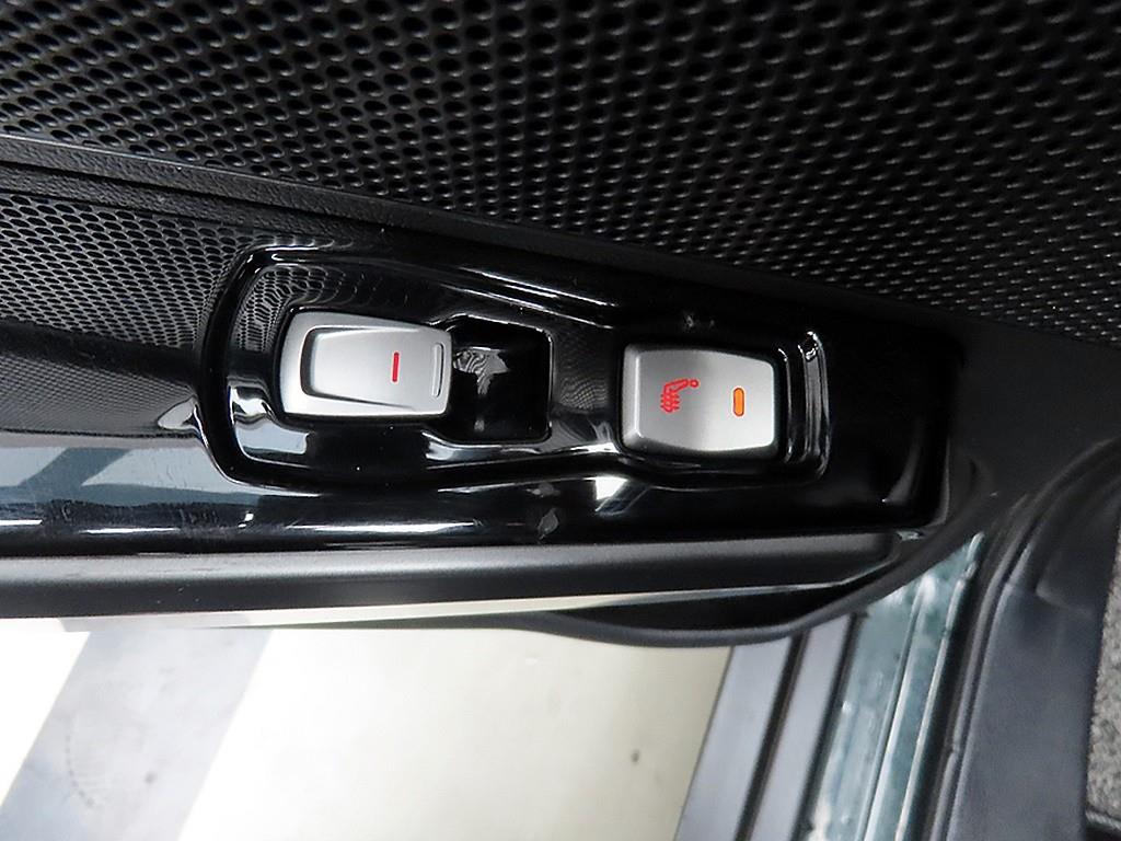 Ssangyong Tivoli - Vista 12