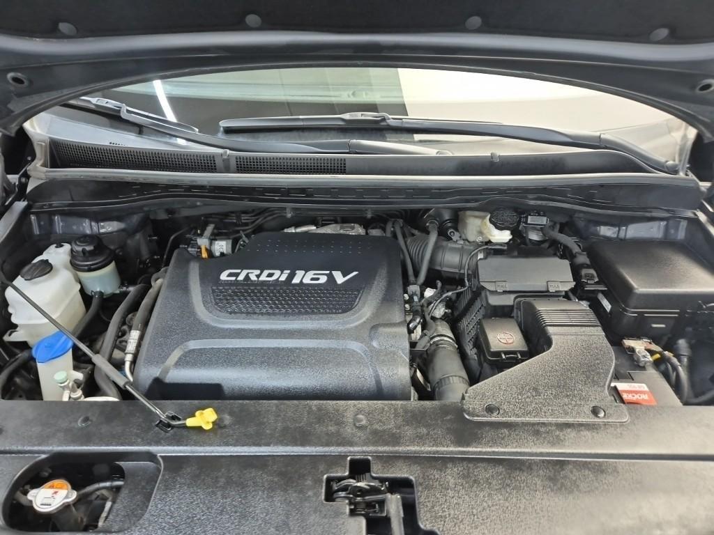 KIA Carnival - Vista 5