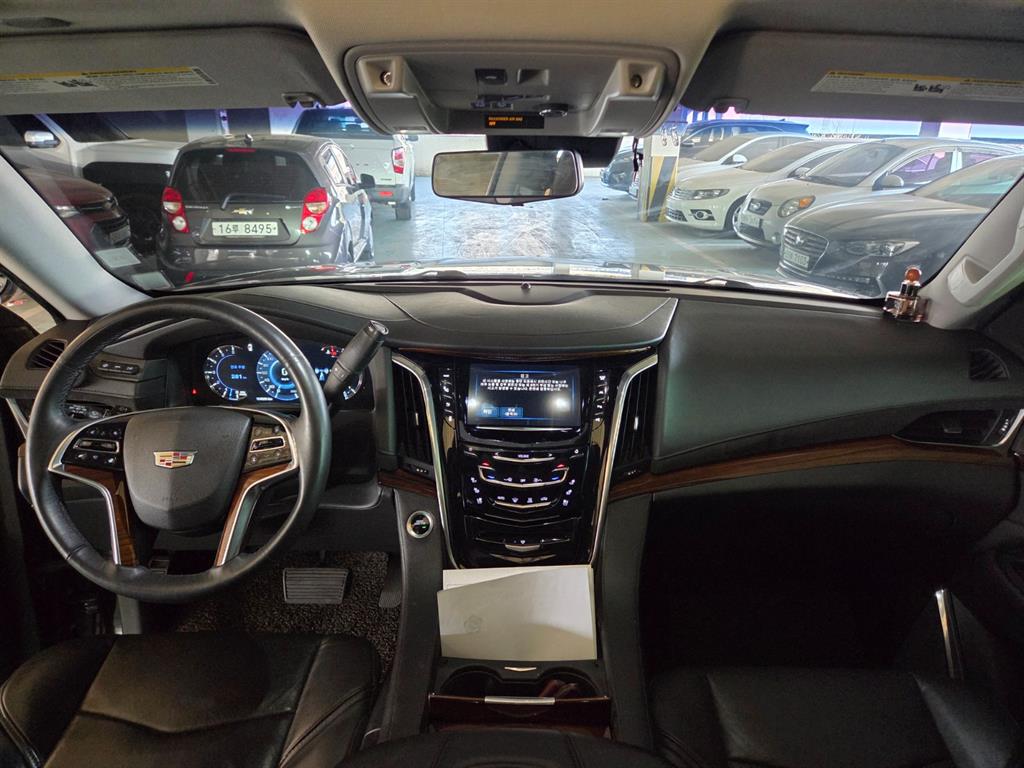 Cadillac Escalade - Vista 9